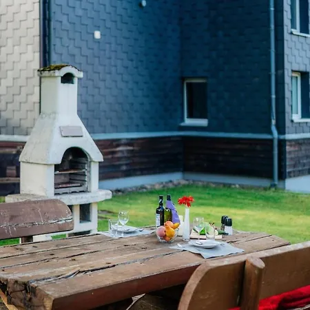 Apartment Großes Schützenchalet Mit 25 Qm Dachterrasse