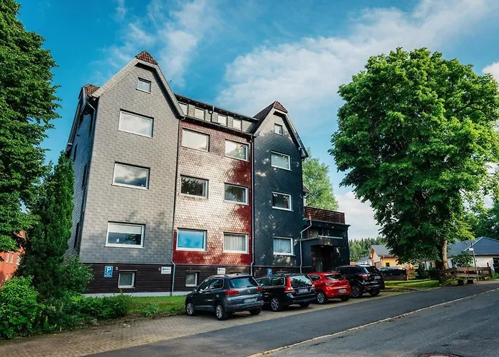 Grosses Schuetzenchalet Mit 25 Qm Dachterrasse